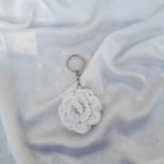 White crochet flower keychain